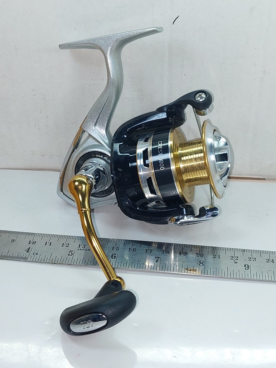   Dum fishing    3   ******* DAIWA    CREST 3000        ********