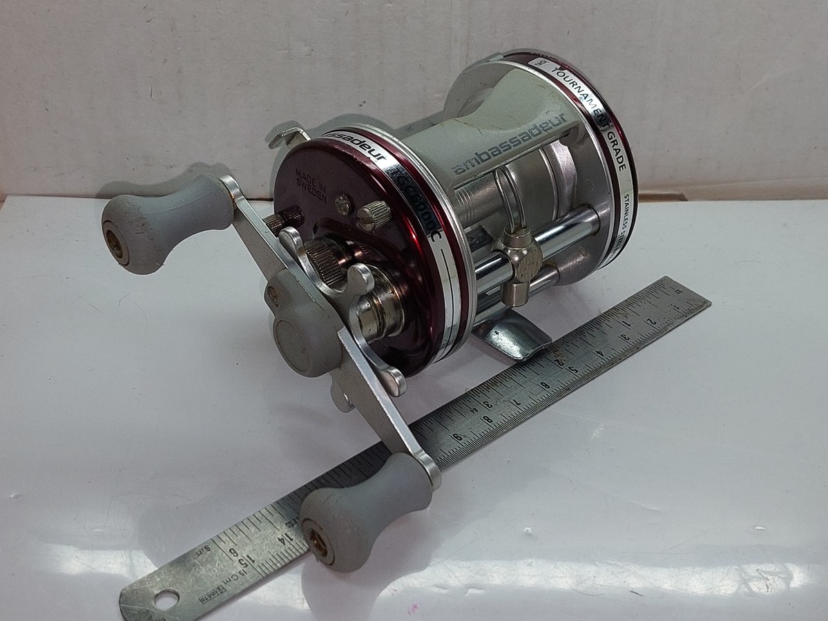   Dum fishing  11     *******     ABU AMBASSADEUR 6000 C  TGC     *******