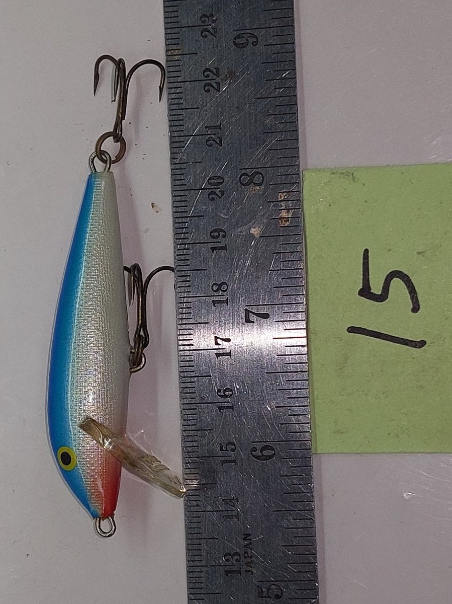   Dum fishing       *******     LURE #    15   ****  RAPALA  ****