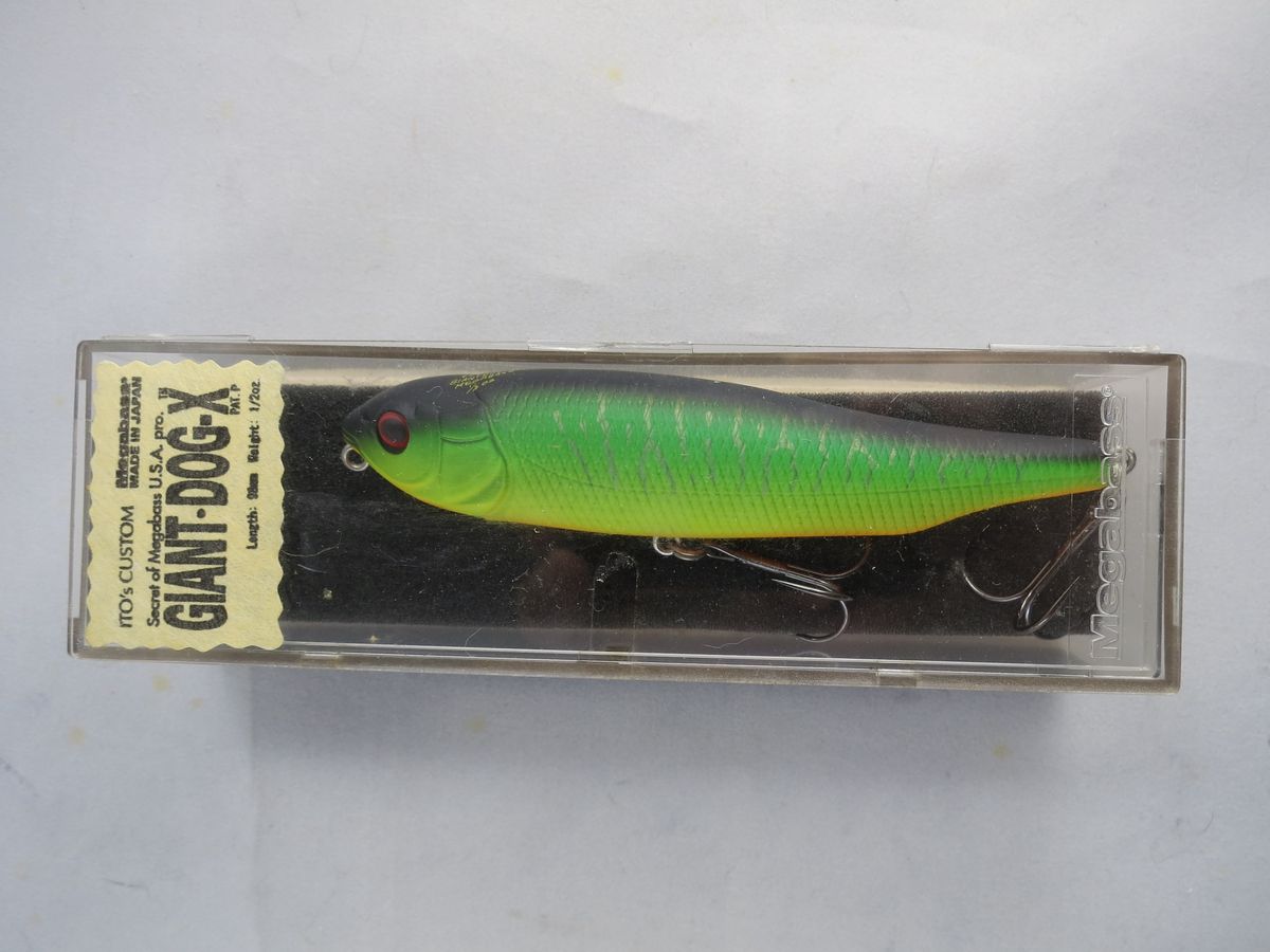 Megabass　GIANT-DOG-X