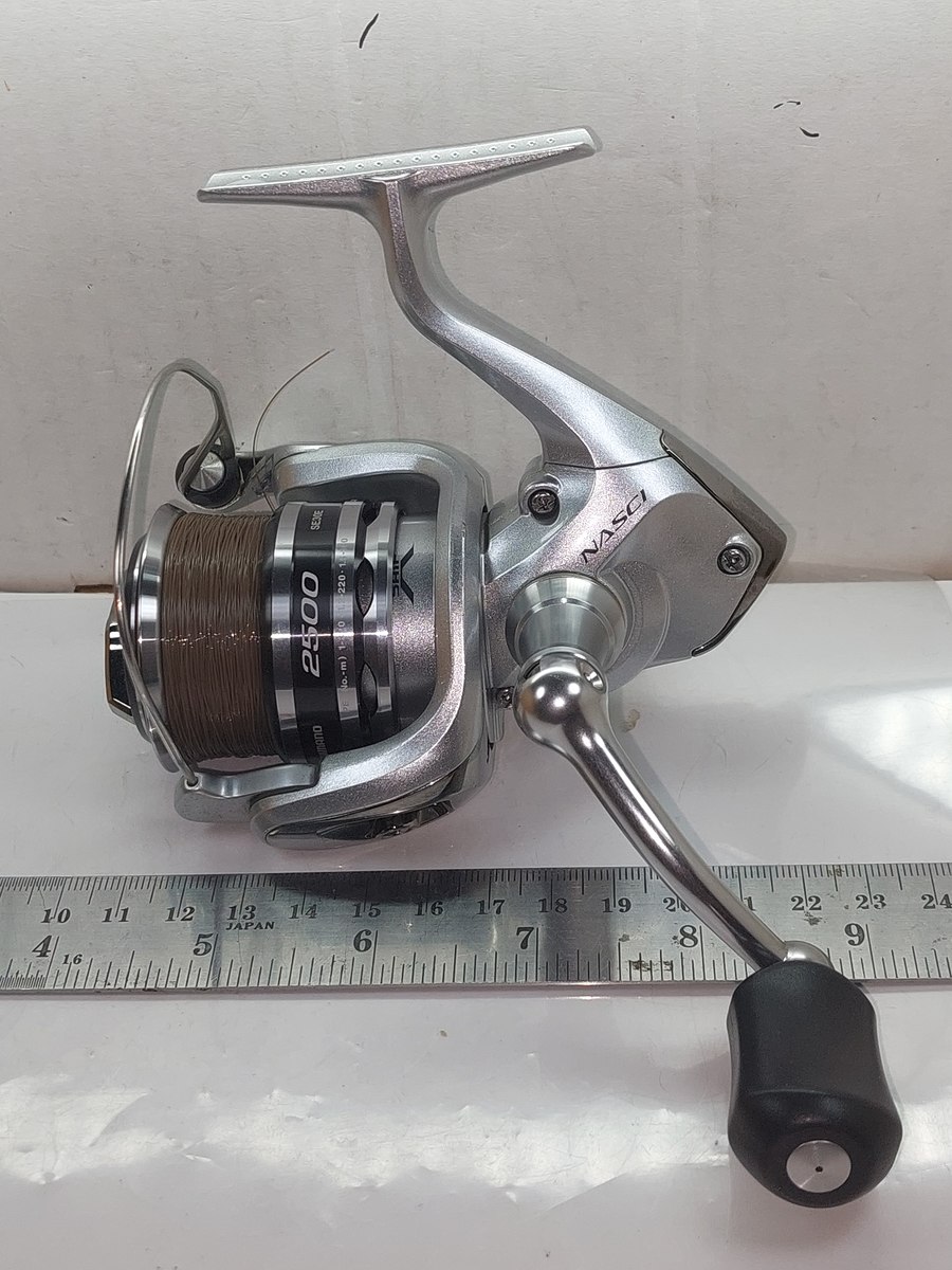   Dum fishing       *******   SHIMANO   NASCI 2500  ********