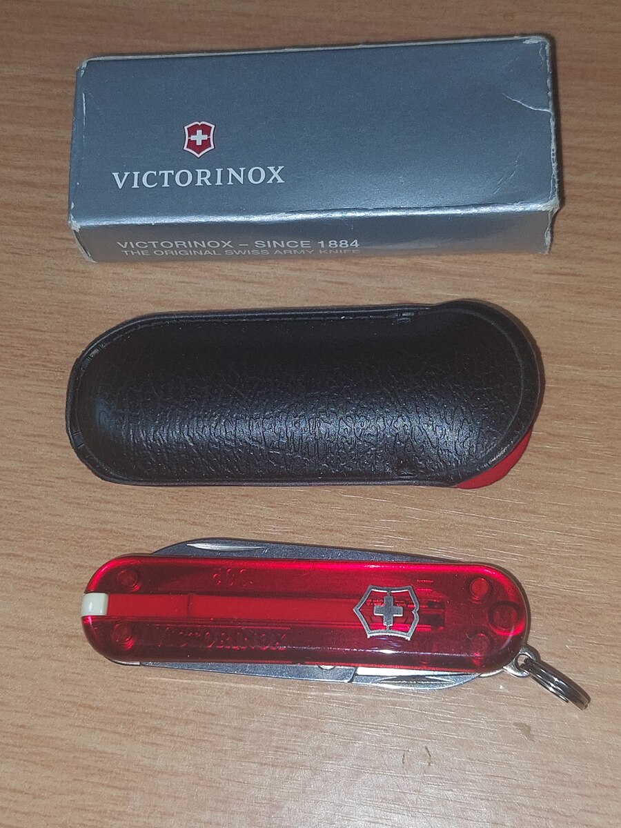   Dum fishing   5    *******     VICTORINOX    ********