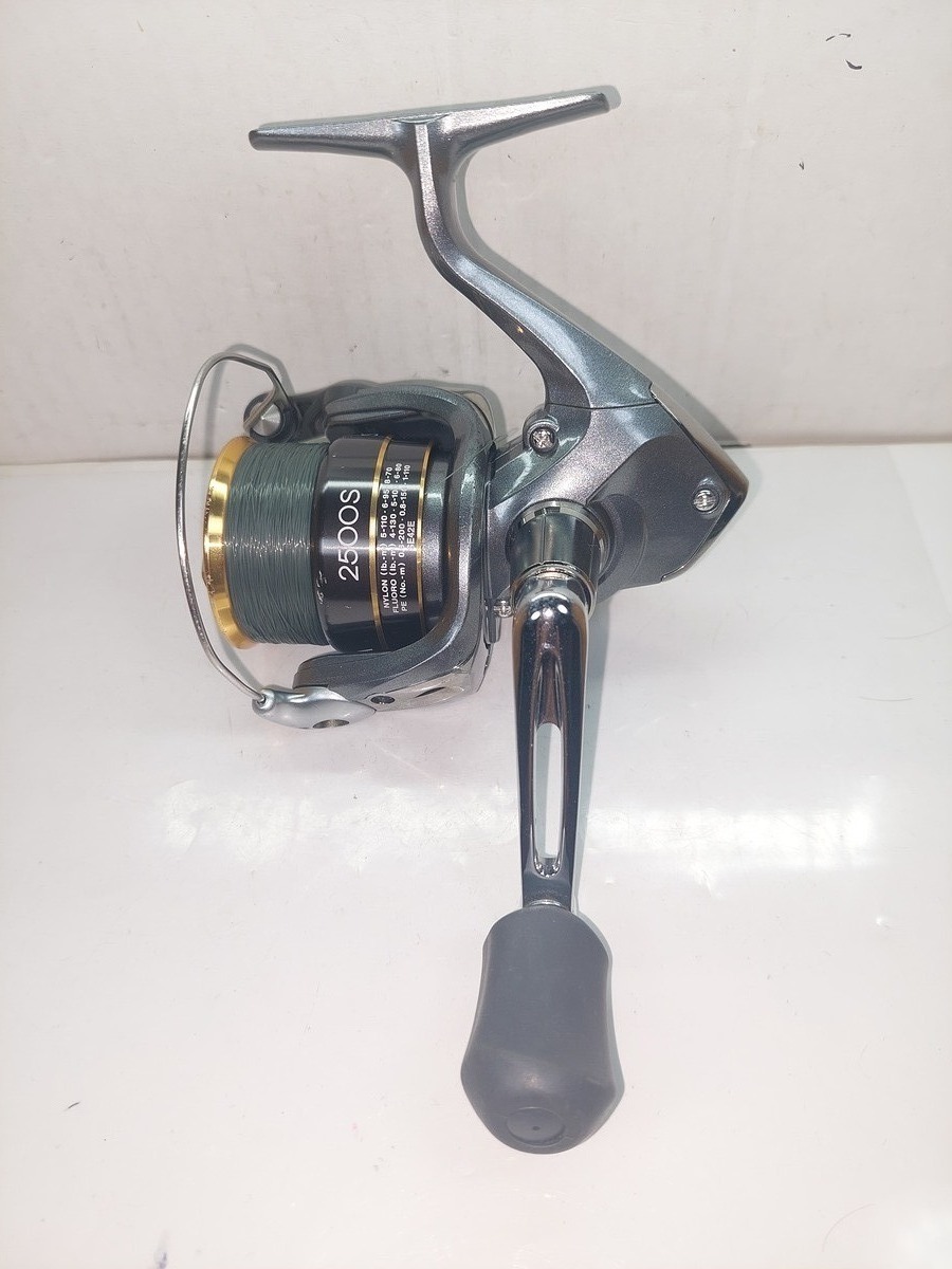   Dum fishing  # 13     *******    SHIMANO   SAHARA   2500 S    ********