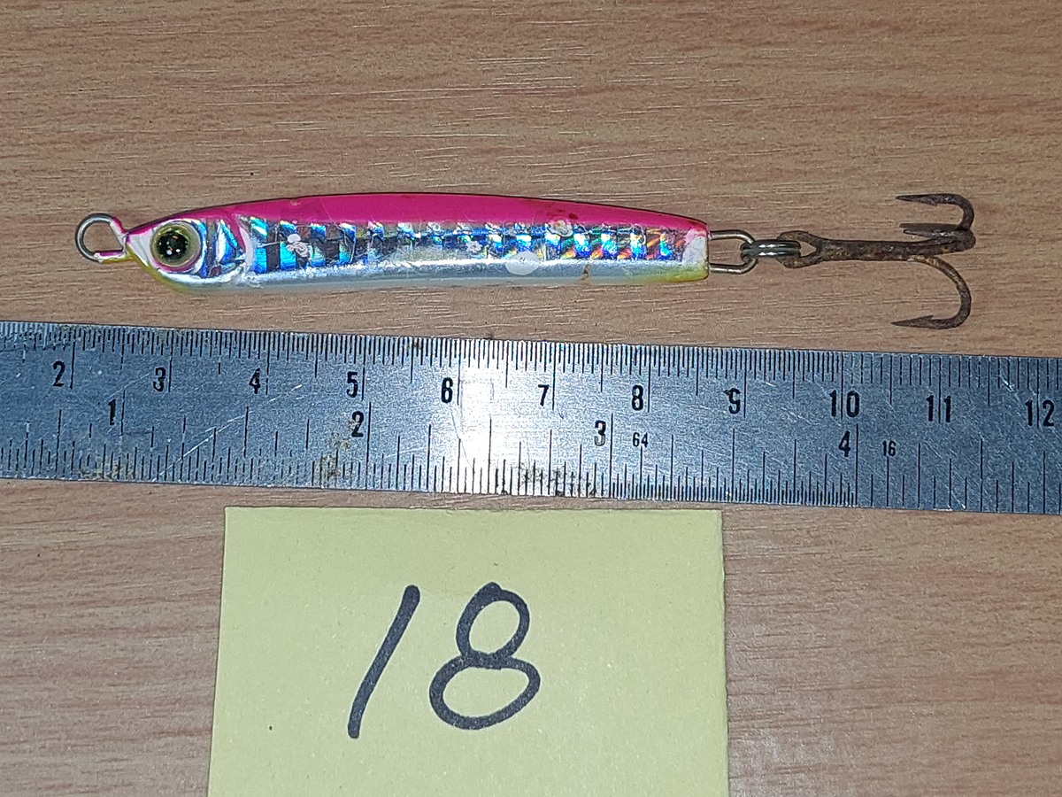   Dum fishing       *******     LURE #    18   ********