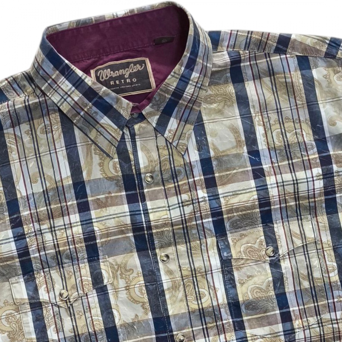 Wrangler เชิ้ตแขนยาว กระดุมมุก อก50นิ้ว  สวยใหม่มาก 