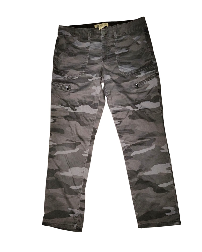 ++ กางเกงพราง DEMOCRAZY รอบเอว 33-34 นิ้ว M