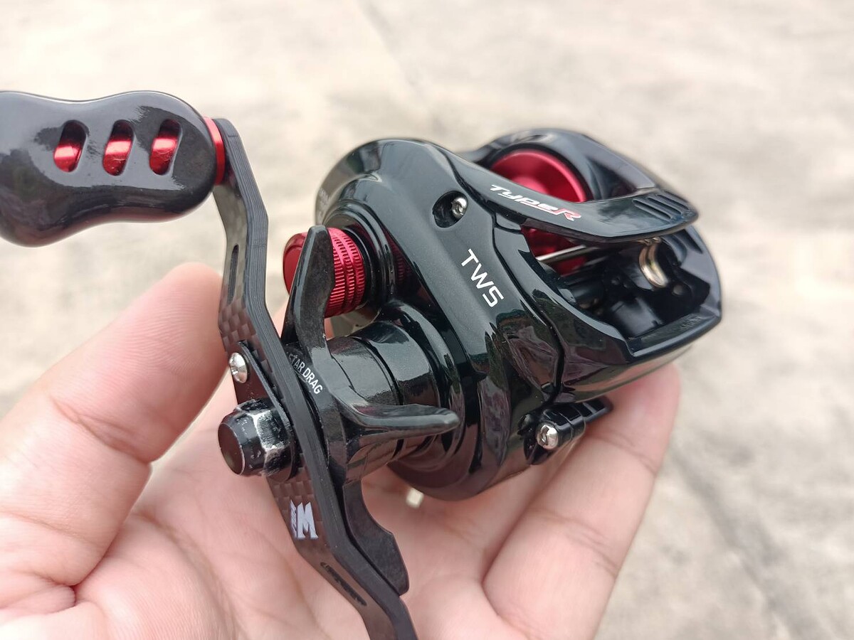 ✴️✴️✴️ Daiwa Tatura Type-R 100H 6:3:1✴️✴️✴️✴️