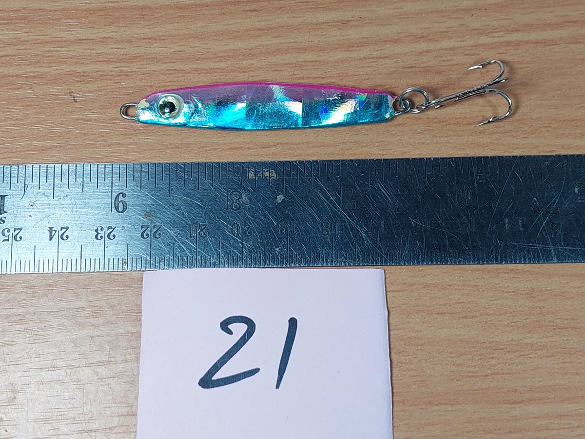   Dum fishing       *******     LURE #    21   ********