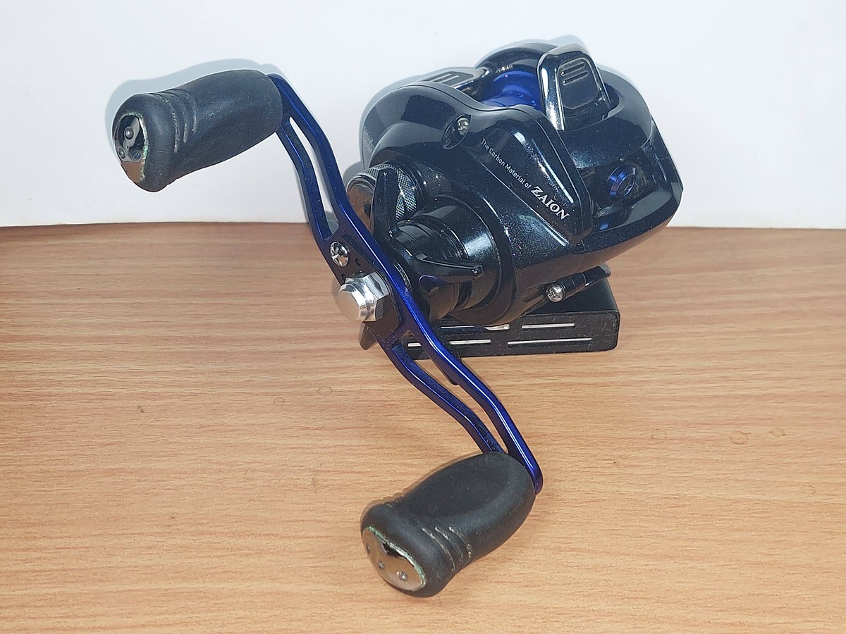   Dum fishing       *******  REEL  #  4   ***   DAIWA  SMAK 100  SH*****