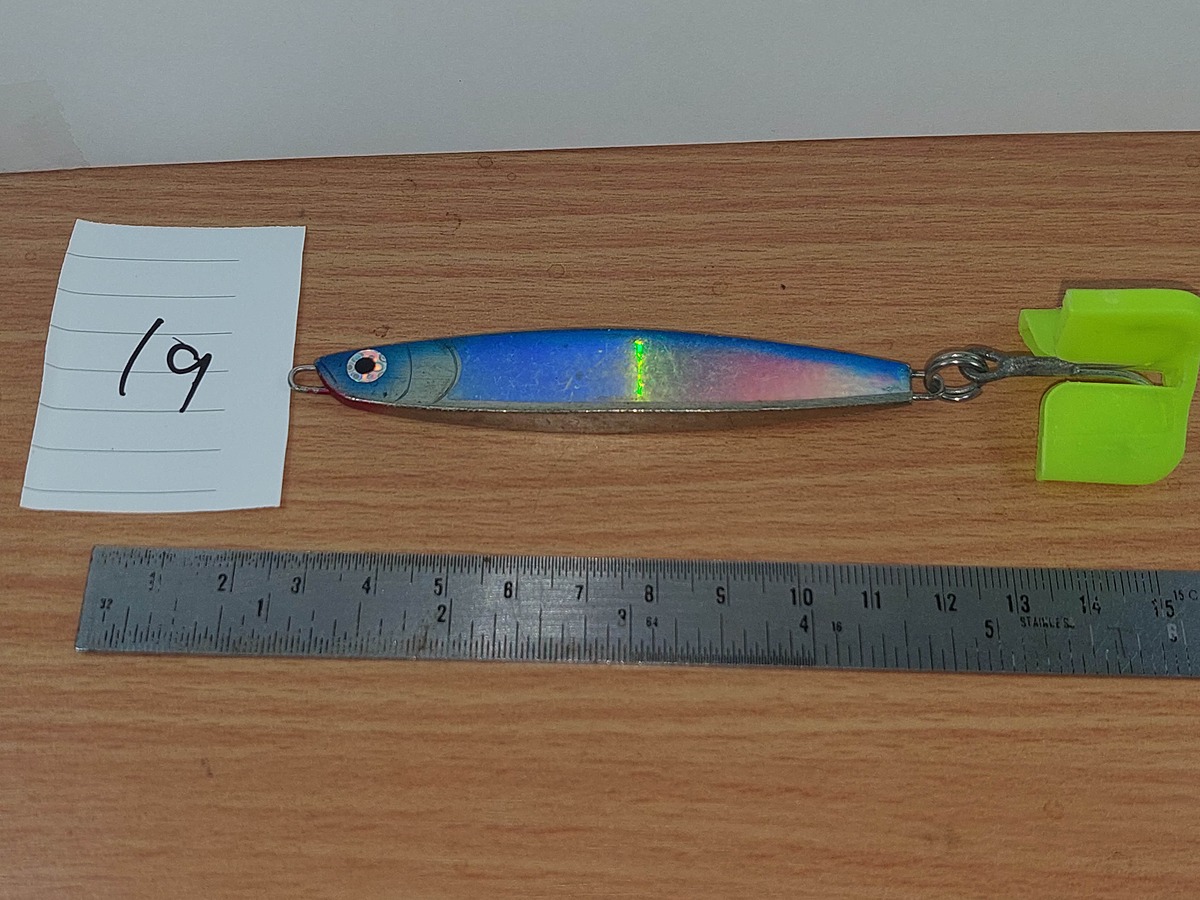   Dum fishing       *******     LURE #    19  ********