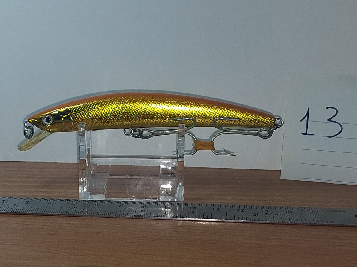   Dum fishing    MINNOW     *******     LURE  #    13   YOZURI - S    ********