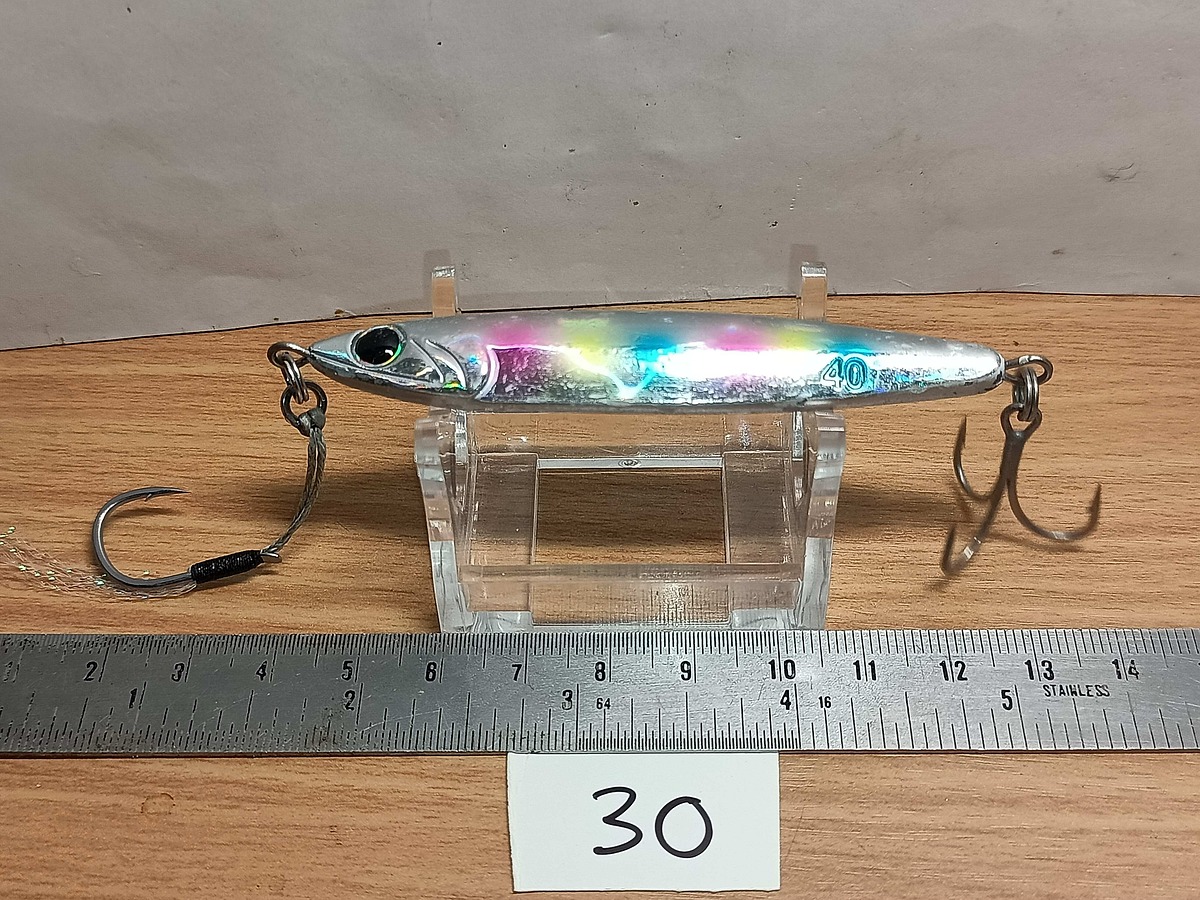   Dum fishing       *******     LURE #     30      ********