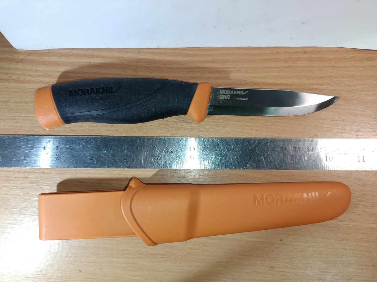   Dum fishing       *****    มีดสวีเดน MORAKNIV   ด้ามส้ม       ****
