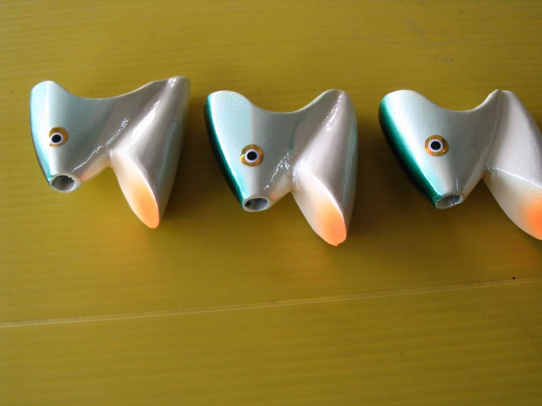 ทั้งตะกั่วบิน และหัวครอบปลาทูเป็นผลิตภัณฑ์ของเฮียเจนศักดิ์ ซุปเปอร์แจ็ค