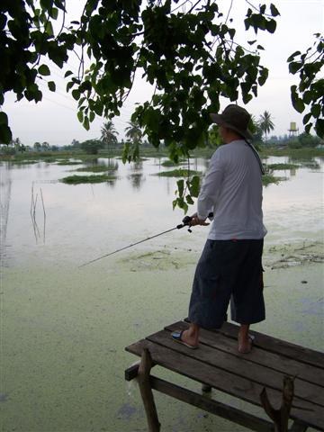 ส่วนน้าเขต ยึดหัวสะพาน ที่จอดเรือไ