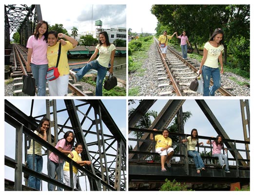 คุณเพื่อนอยากยืนบนทางรถไฟสายประวัติศาสตร์ ก็จัดให้ค่ะ
เอ่อ พี่น้องคร๊าบ อย่าเพิ่งตกใจหนีนางแบบนะค๊า