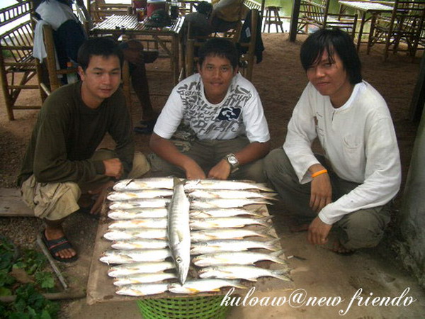 โฉมหน้าผู้เสียความบริสุทธ์วันนี้ หมดโควต้าหมายเด็ดไปละ 

 :laughing: :laughing: