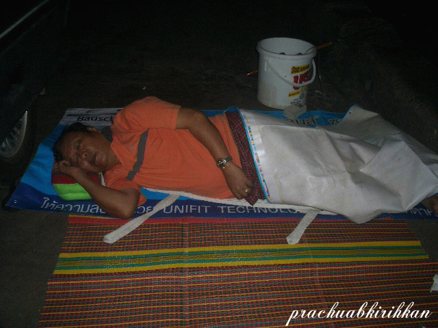 และแร้ววว...ประธานก็...คร่อก.. ๆ ๆ   :sleeping: