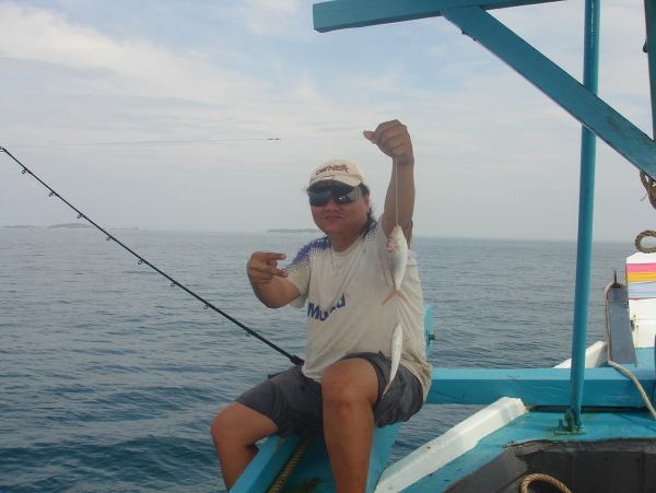 น้าปลาทูนึ่งออกเรือประแสร์สินธุ์ปีที่แล้วไม่ได้ปลาเลย :laughing: :laughing:

ถ้าผมตอบในฐานะเจ้าของ