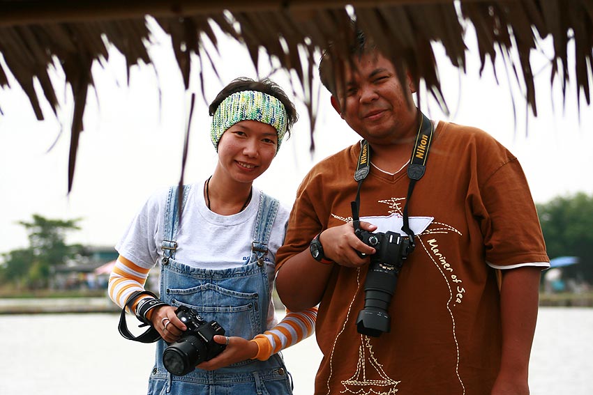 ส่วน2คนนี้ นัดกันไปถ่ายรูปกันอย่างเดียวครับ ปลาเลยไม่มีอยู่ในกล้องผมเลยเอิ๊กๆๆๆ :grin: :laughing: :l