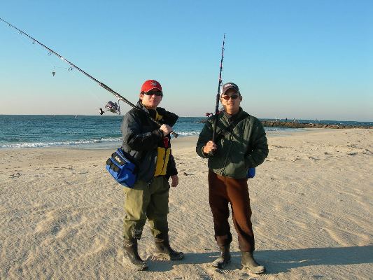 Na เสือติดปีก  krup, that picture was taken near Jek Yod and my house here in NY, surf fishing is th