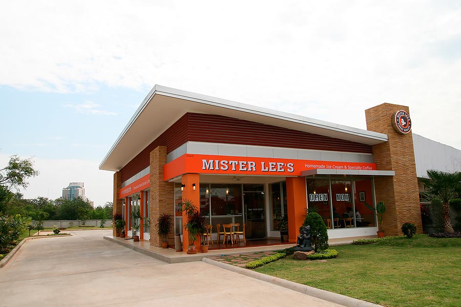 ร่วมแสดงความยินดีกับ ร้านกาแฟ+ไอศกรีม "MISTER  LEE'S"