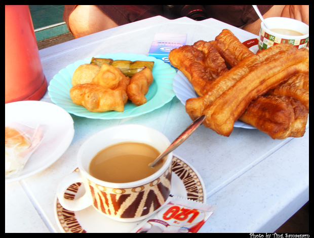           กาแฟ - ปาท่องโก๋ ของพม่า ร้านนี้ร