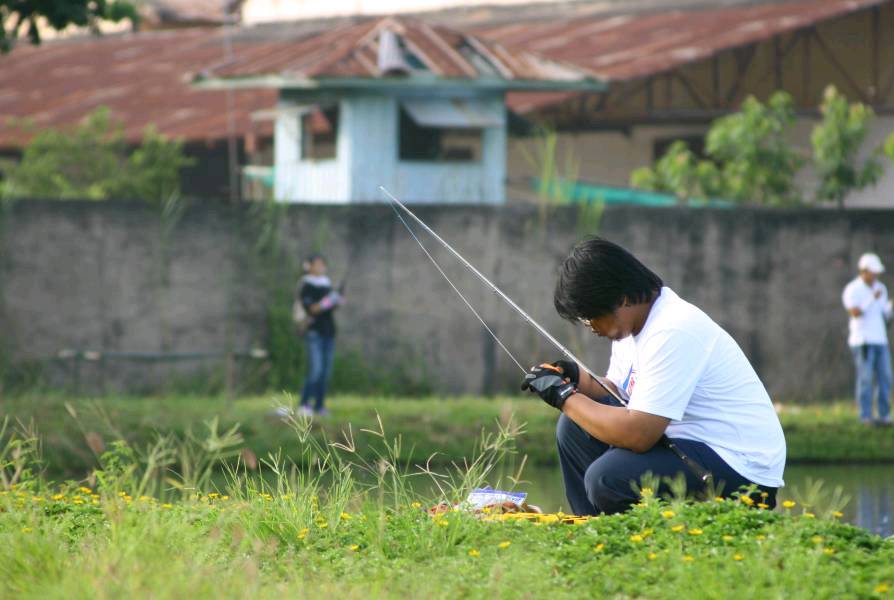 มองไปข้างๆ ทุกคนขมักเขม้นน่าดู