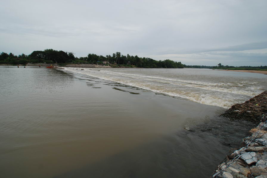 บรรยากาศใกล้มืดลงทุกที ผมได้ยินเสี