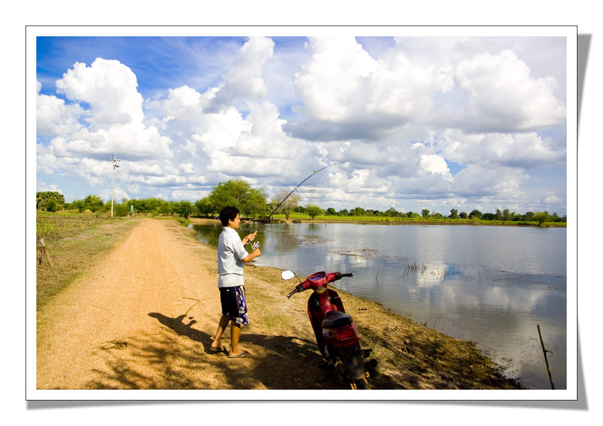 อ้าวถ่ายภาพอยู่ดีพรศักดิ์ก็วิ่งไปอัด สุดยอดจริงๆ  :grin: :grin: :grin: