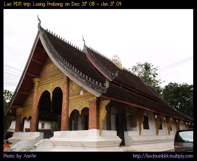 วัดศรีบุญเรือง (สีบุนเรือง)
ประวัติไม่มีการกล่าวถึงมากนัก ประวัติท้องถิ่นเล่าว่าวิหารหลังนี้สร้างขึ