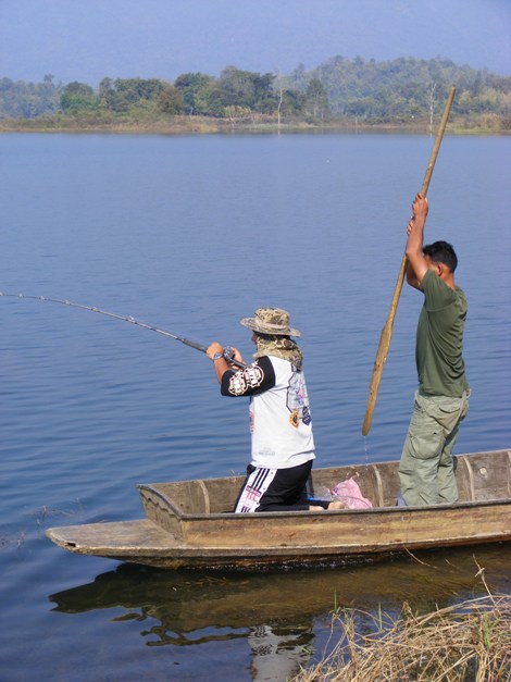 ต้องเอาเรือตามคับ  ทำเหมือน :laughing: :laughing: :laughing: :laughing: :laughing: :laughing: