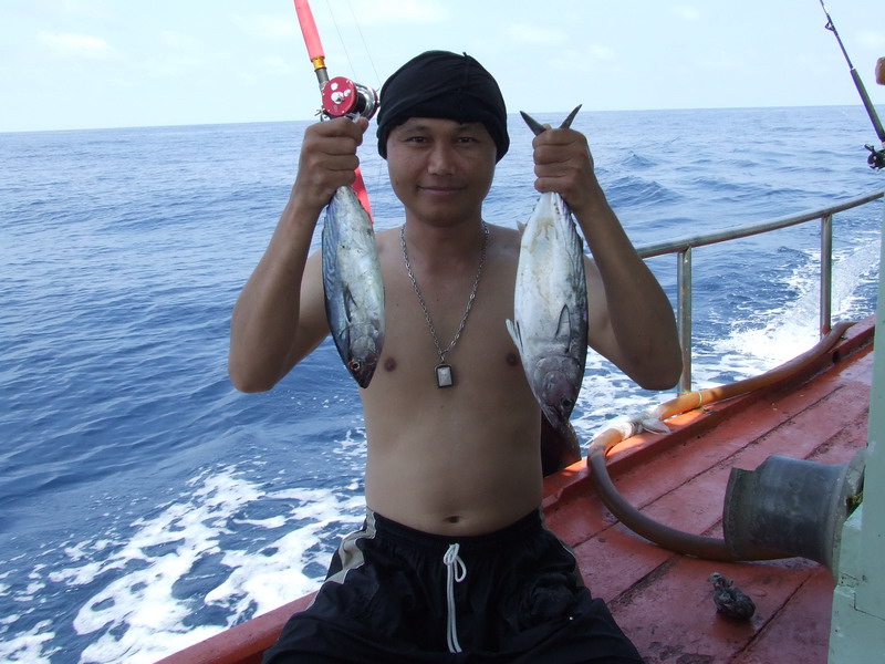 ปลาโอ ฝีมือปลาบินของพี่หมูโอเชี่ยน :smile:
