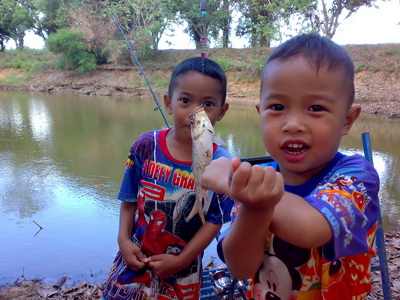 เจ้านี่คนเล็ก...บ้าหนังแปลงร่าง ต้องปั้นให้เป็น ฟิชชิ่งเรนเจอร์   :laughing: