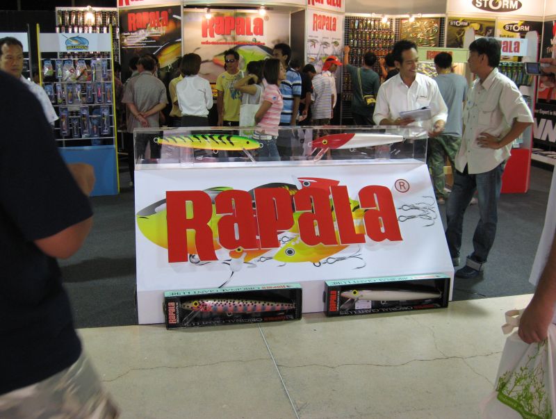 ตาม สไตล์ ของ RAPALA ต้องมีเหยื่อบิ๊กคู่นี้ครับ

ปล. ดูเพลินๆครับ ขอบคุณน้าๆทุกท่านที่เข้าชมครับ  