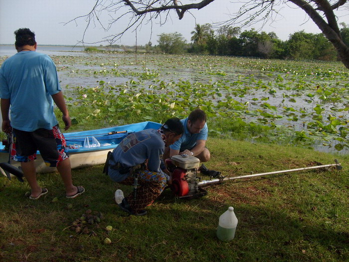  :grin: :laughing:

ฝั่งเรายังลองเครื่องเรือยังไม่เสร็จเลย เอ้า หมุนๆๆๆๆๆๆ    แล้วก็ ดึง ......ตุ๊