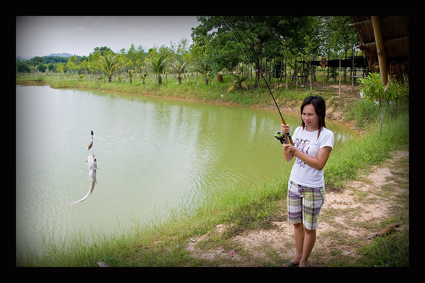       :smile:     เป็นสวายหลังเขา ผอมมากๆ :smile:

   :smile:  ขอบคุณครับ น้า คาวบอย

   :smile: