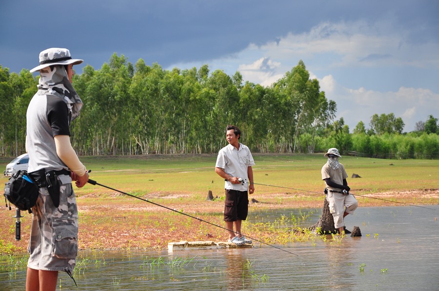 ตัดภาพมาที่อ่าวที่ขับรถเข้ามาดูเลยครับ สามทหารเสือขอลองก่อนเลย :grin: :grin: :grin: