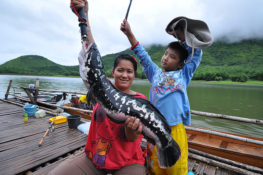 เจ้หมวยกับน้องโฟล์คขอเท่ :laughing: