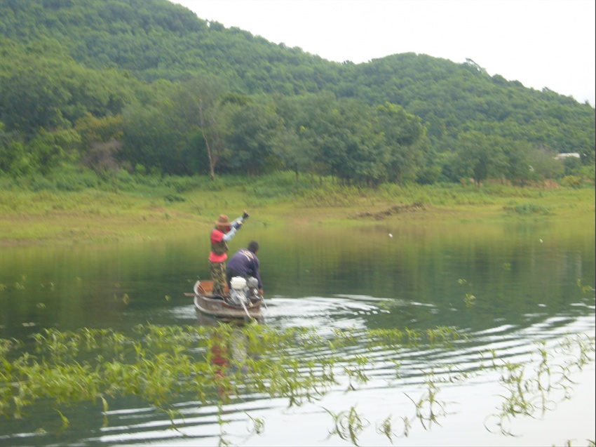 เสียงเจ้านน ไต๋เรืออัดอย่างเดียวเลยเดี๋ยวผมตักให้................ :grin:

หวัดดี ไอ้น้องบุ้ง

สว