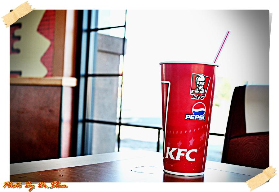 อีกสักภาพ "KFC"

 :grin: :grin: :grin: :grin: :grin: