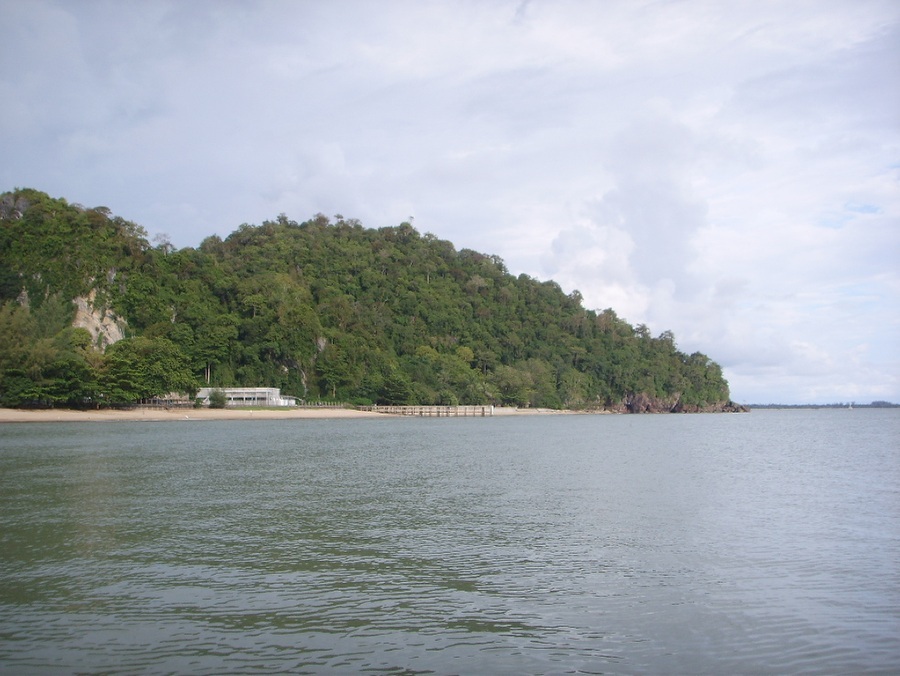 บรรยากาศแถวๆท่าเรือ  ก่อนถึงฝนตกแต่ที่สตูลอากาศดีมาก