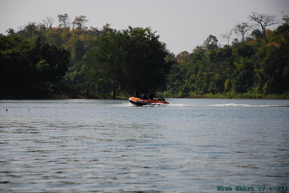 นี่ด้วยวันนี้เรือเยอะมากครับ :love: :love: :love: :love: