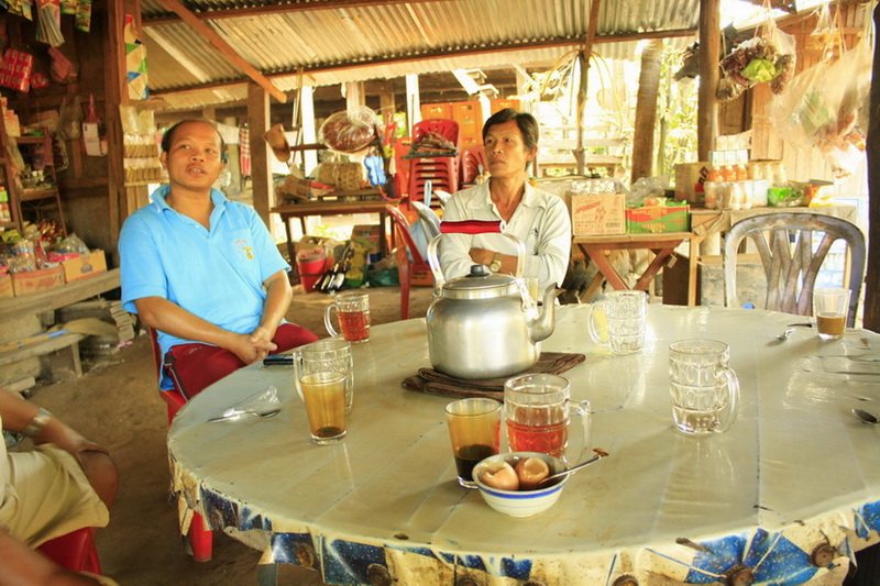 สภากาแฟ นั่งคุยกันเรื่องเมียๆครับ  :