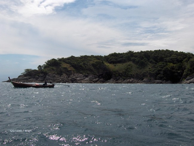 2010 ผจญภัยบนเกาะแก้วนอก (ภาค น้าหมู โอเชี่ยนยกพลขึ้นเกาะ)