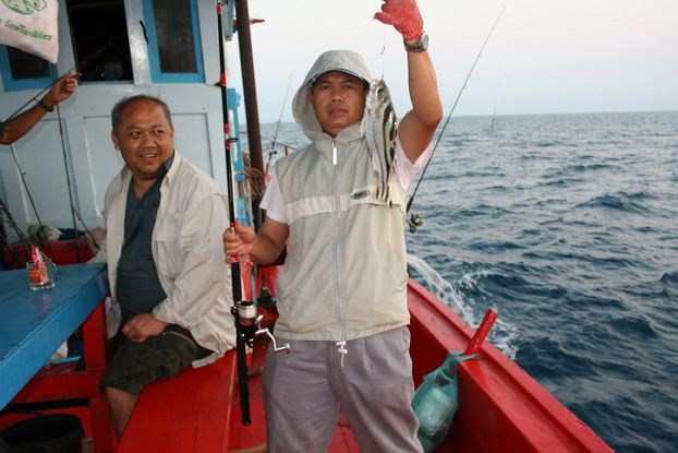 ขอบคุณสมาชิกที่ร่วมชม ร่วมเชียร์  ร่วมส่ง  ร่วมลุ้น  และเสนอข้อแลกเปลี่ยนเรียนรู้กันในทริฟตกปลา  ทุก