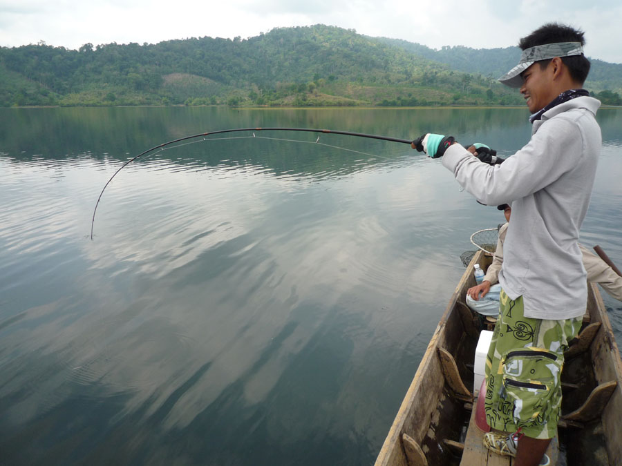 มนู ตอบทันควัน เฮียทำอย่างนั้นถีบผมตกเรือ ซะดีกว่า  :grin: :laughing: :laughing: :laughing: