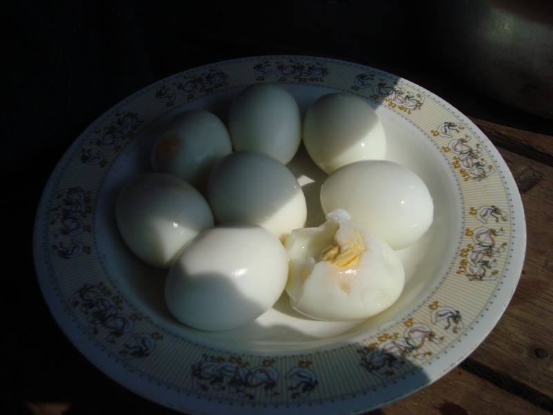  :laughing: :laughing:
วันนี้จาโดนไปกี่ศูนย์น้อ เห็นไข่ในจาน แซวเพื่อนเปา 
ตราบใดเวลายังไม่หมด ยัง