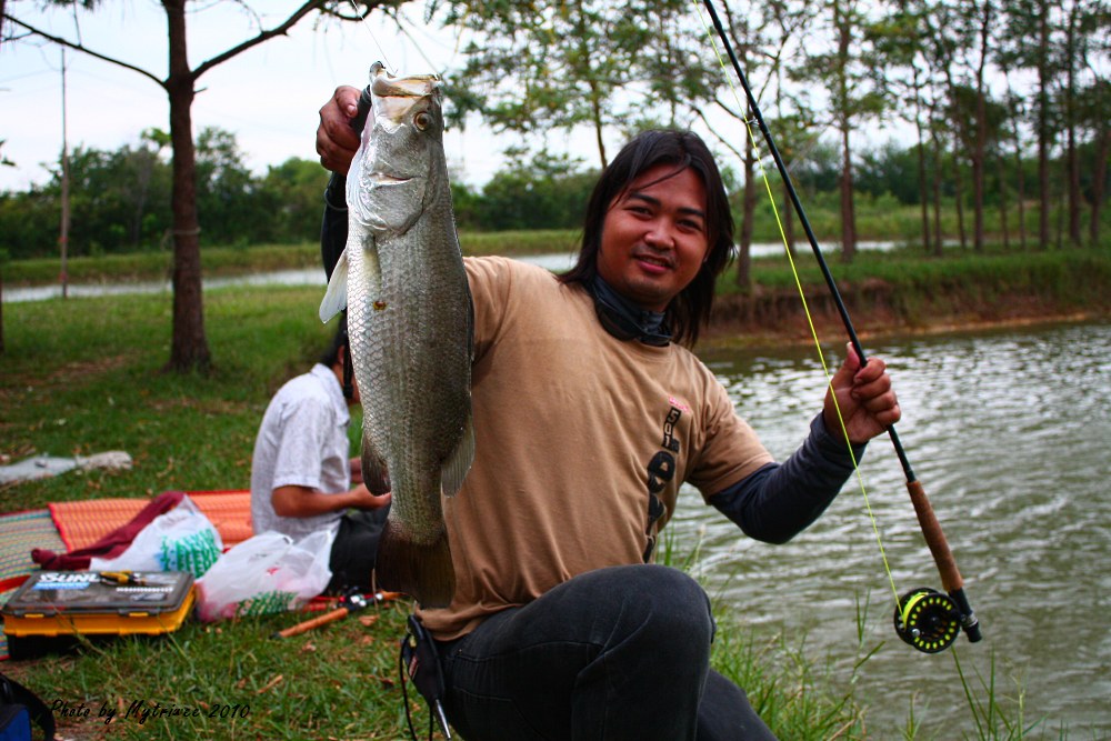 พี่เอตีฟลายได้มา่อีกตัว :grin: