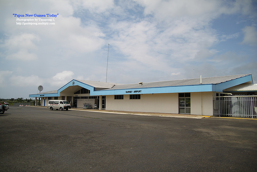 Gurney Airport ... 

ขนาดนี้ยกระดับเป็นสนามบิน